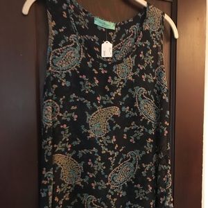 Sheer patterned tank